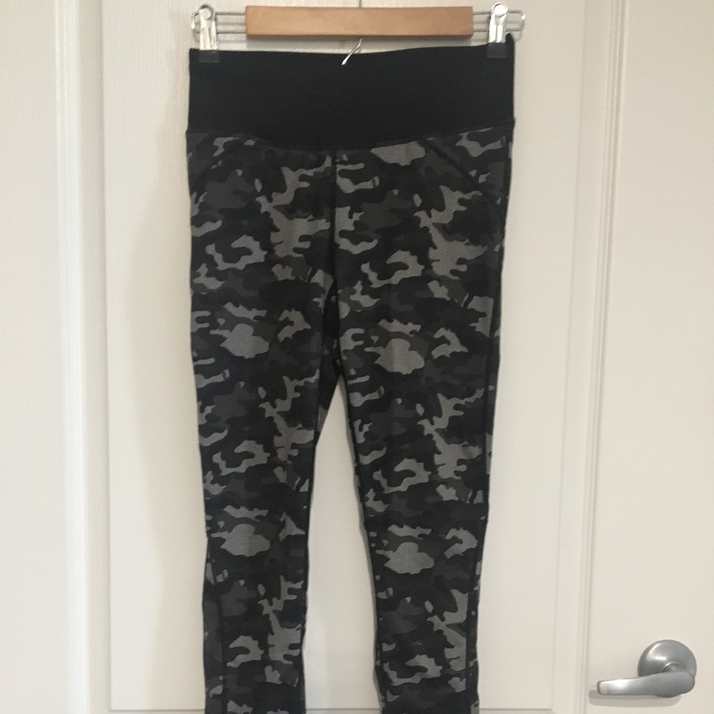 Fabletics Camo Yoga Pants XS